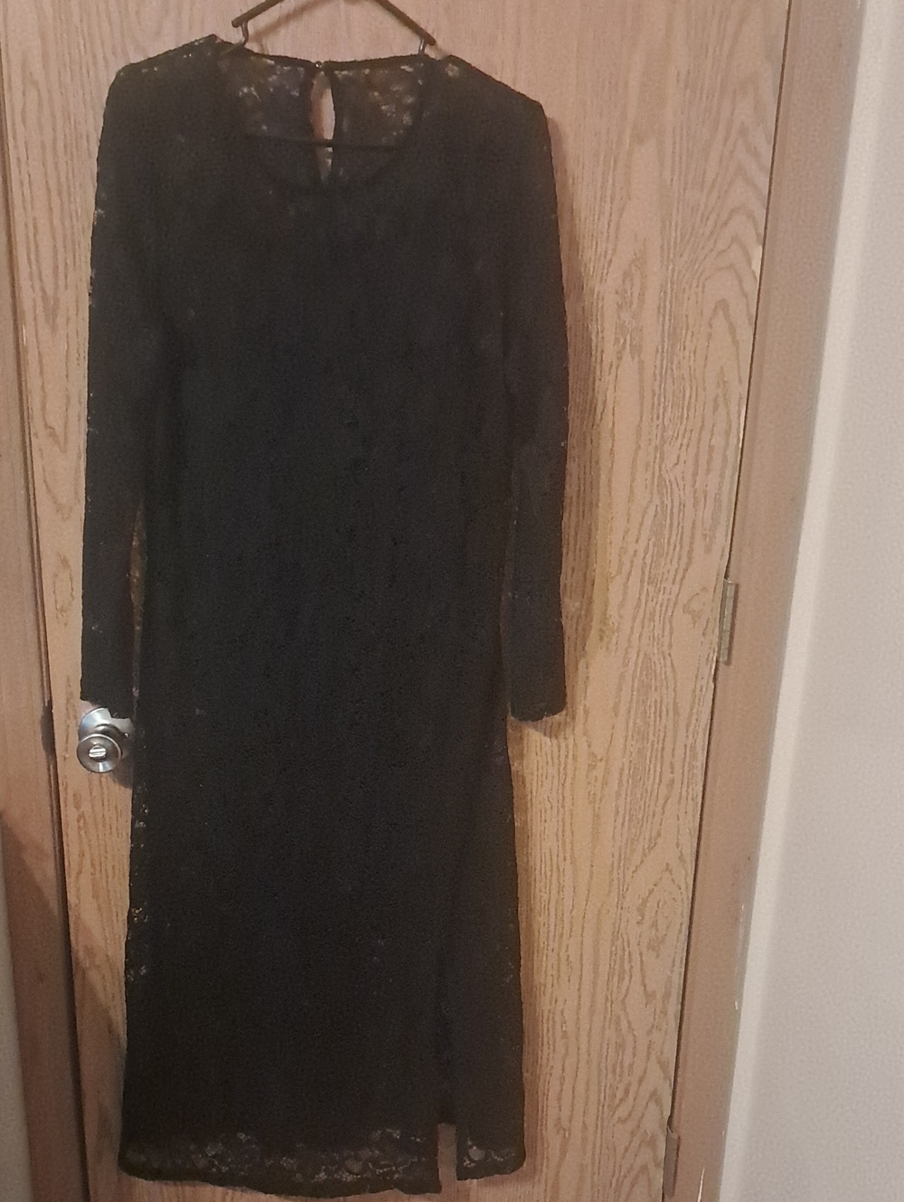 a new day Black Lace Long-Sleeve Midi Dress with Keyhole Back Large